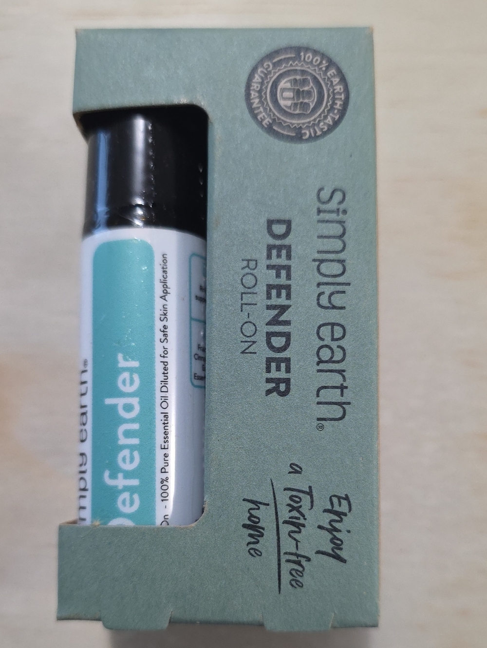Defender Roll-On - Green - Women's Skincare